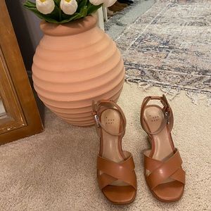 Wedge brown sandals